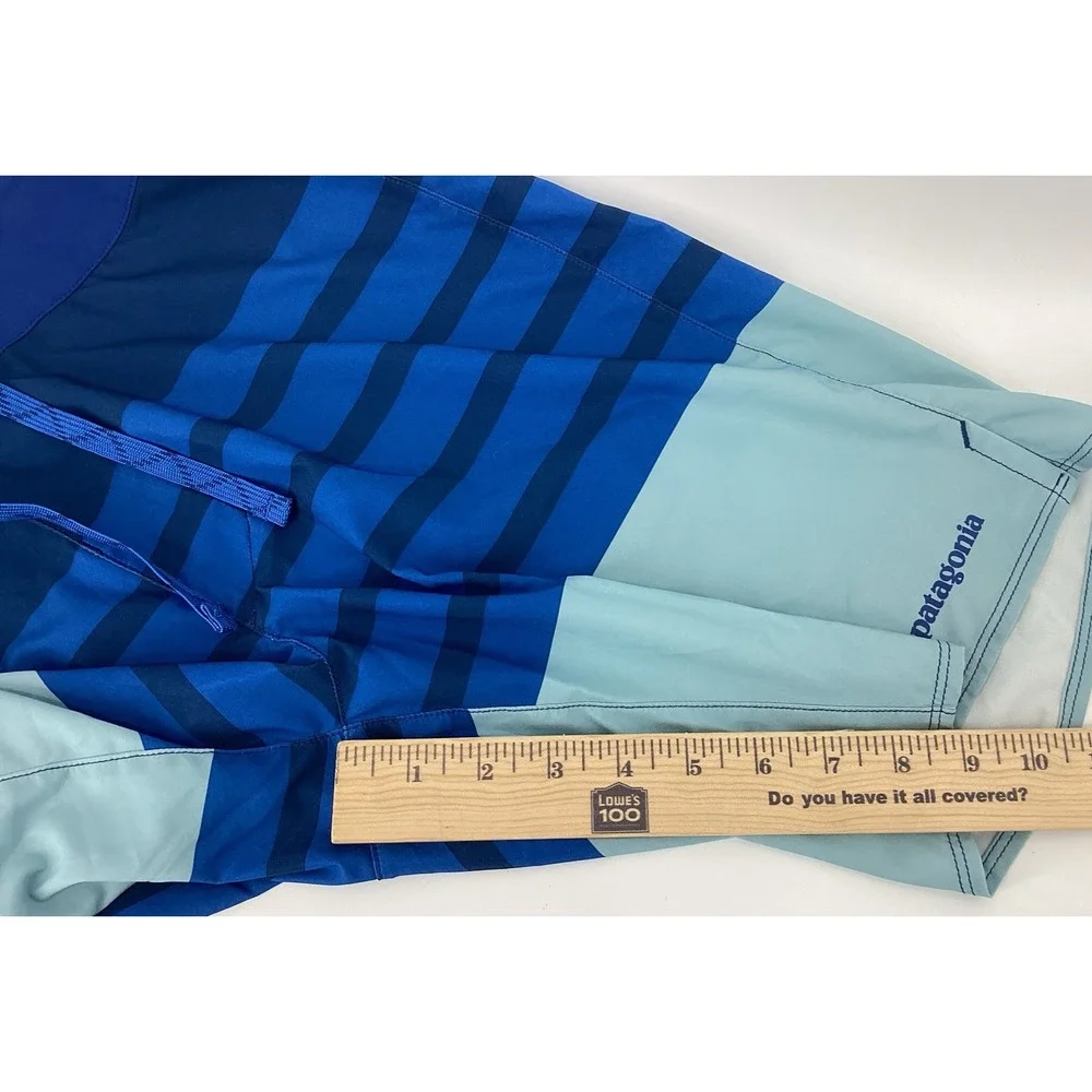PATAGONIA Stretch Planing Boardshorts Blue Striped Swimming Trunks Men's Size 30